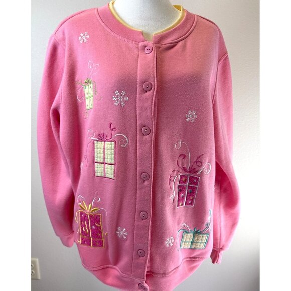 Shenanigans Women’s Pink Christmas Holiday Crewneck Sweatshirt Large Presents - Picture 1 of 11